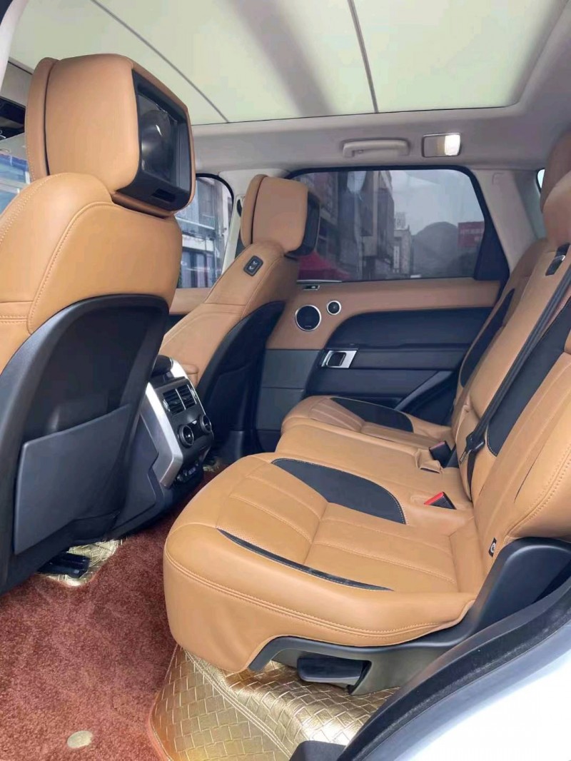 重庆20年路虎揽胜运动2