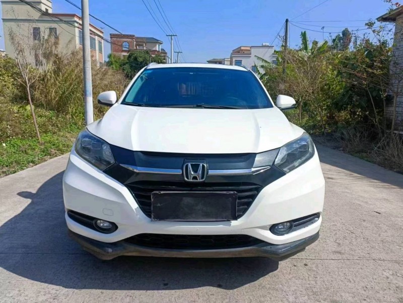 珠海16年本田缤智1