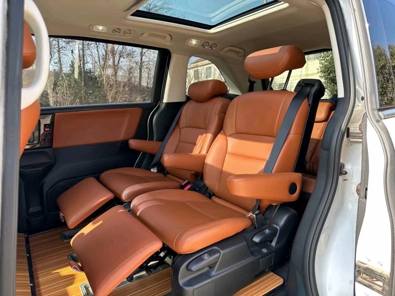 烟台18年本田艾力绅2