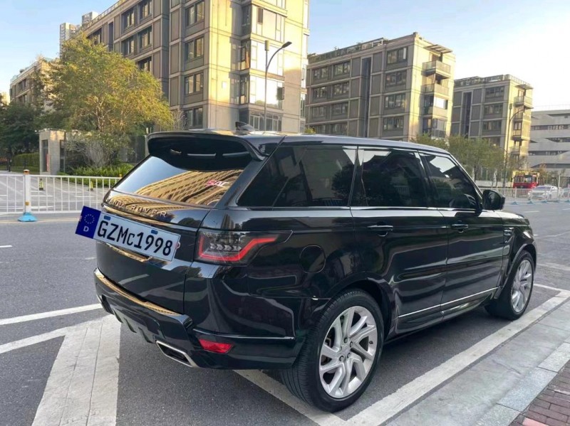 广州19年路虎揽胜运动3