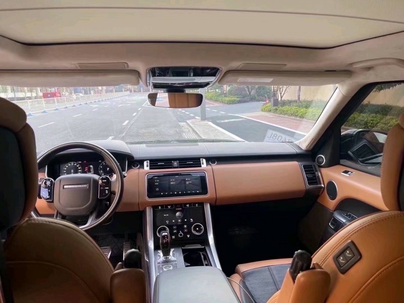 广州19年路虎揽胜运动7