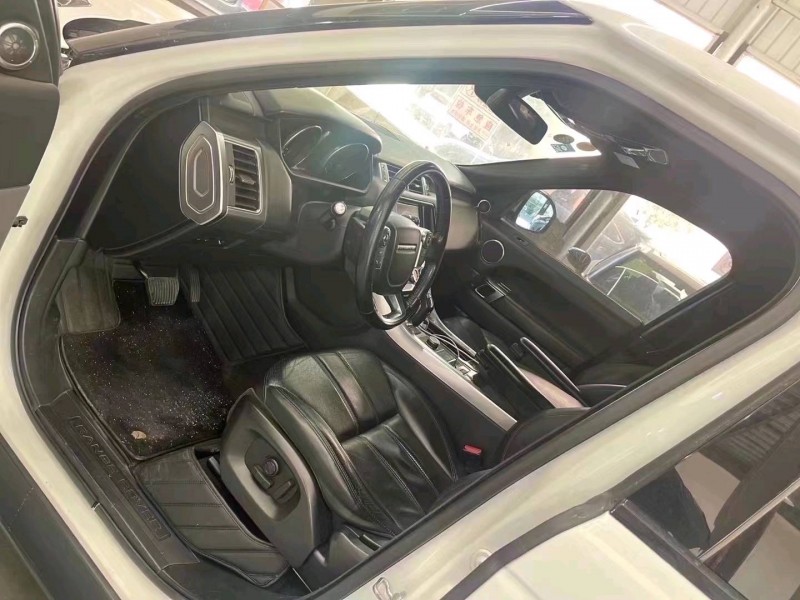 广州16年路虎揽胜运动4