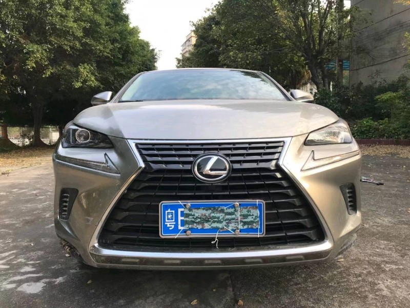 广州14年雷克萨斯NX1