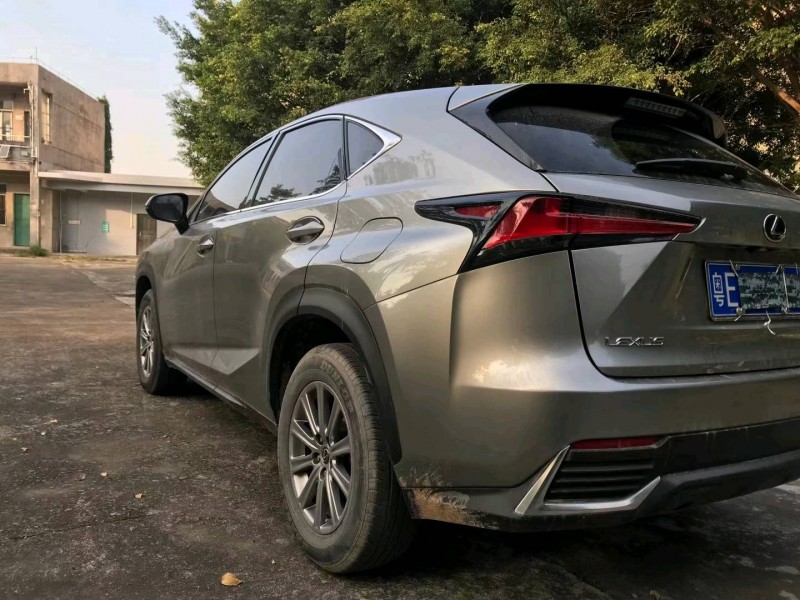 广州14年雷克萨斯NX5