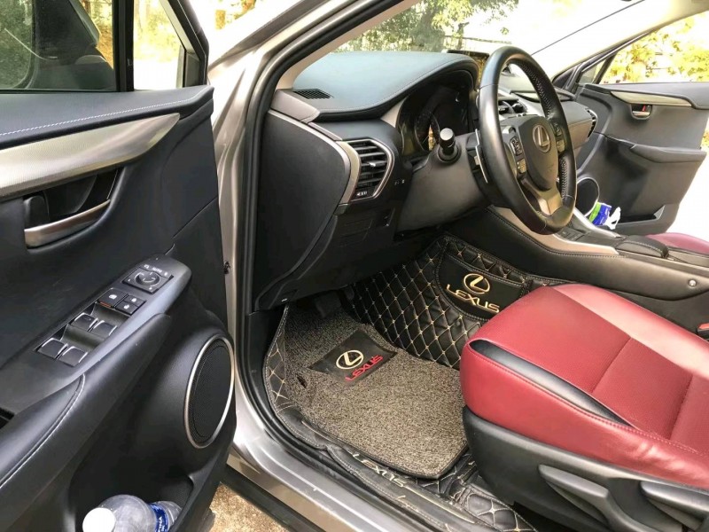 广州14年雷克萨斯NX8