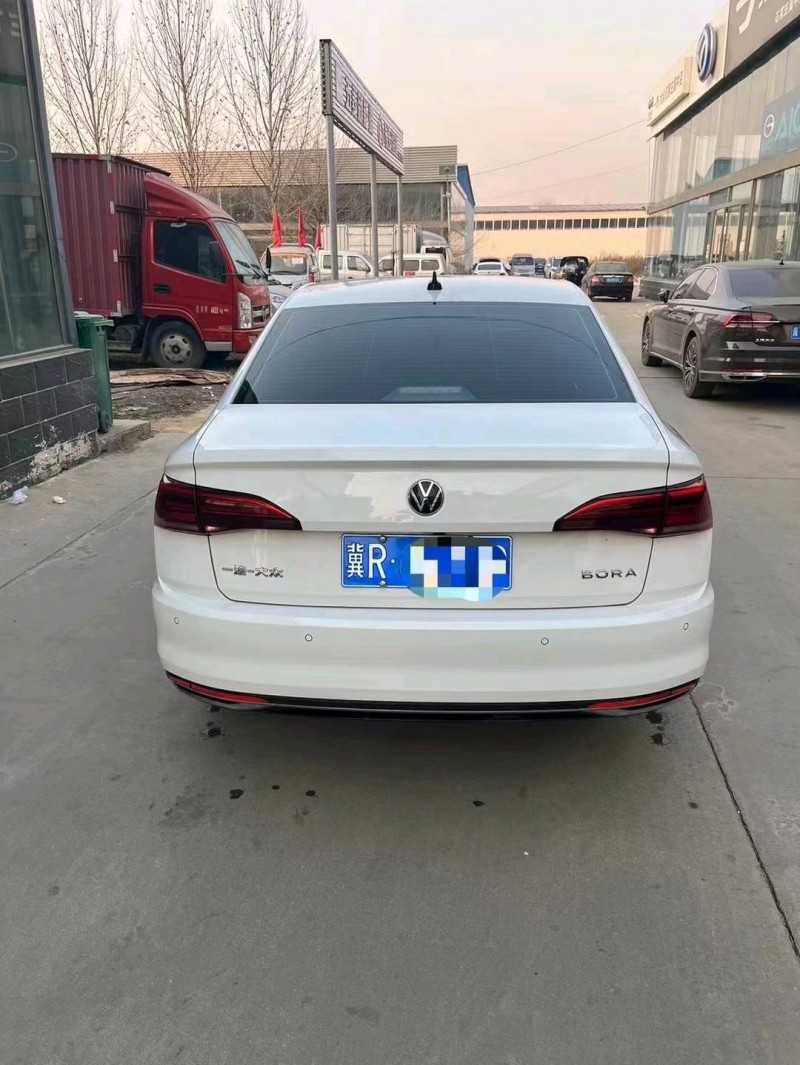 邯郸21年大众宝来7