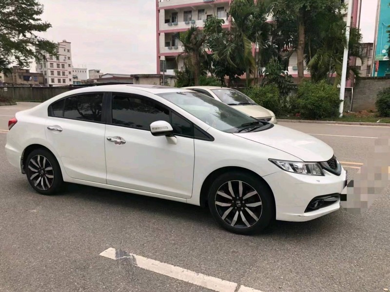 珠海14年本田思域5