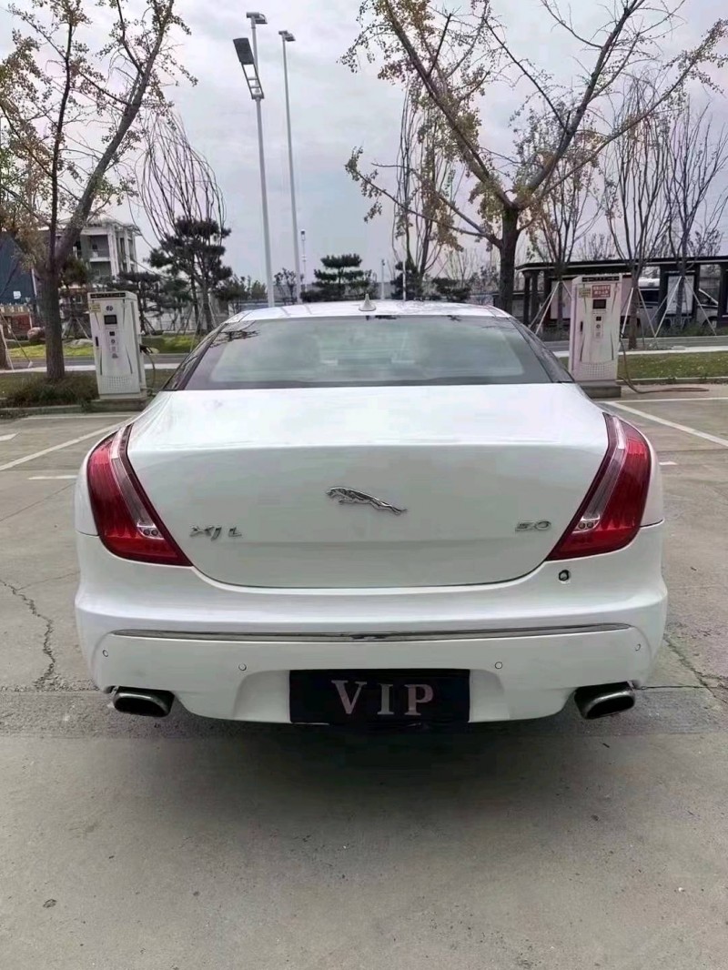 宿遷15年捷豹XJL1