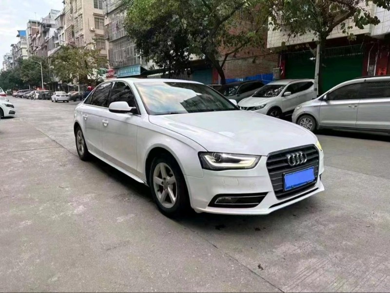 梧州15年奥迪A4L8