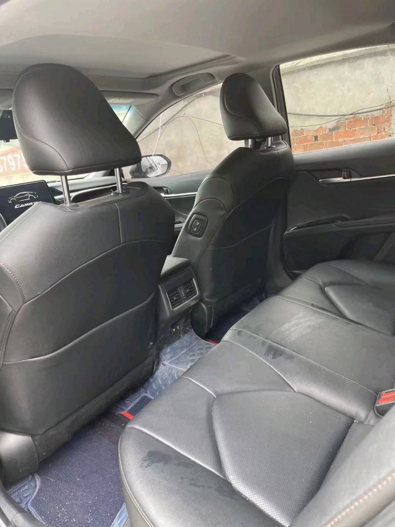 宜昌22年丰田凯美瑞7