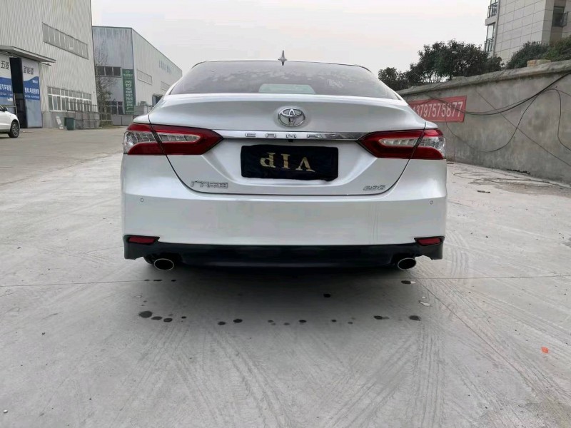 宜昌22年丰田凯美瑞9