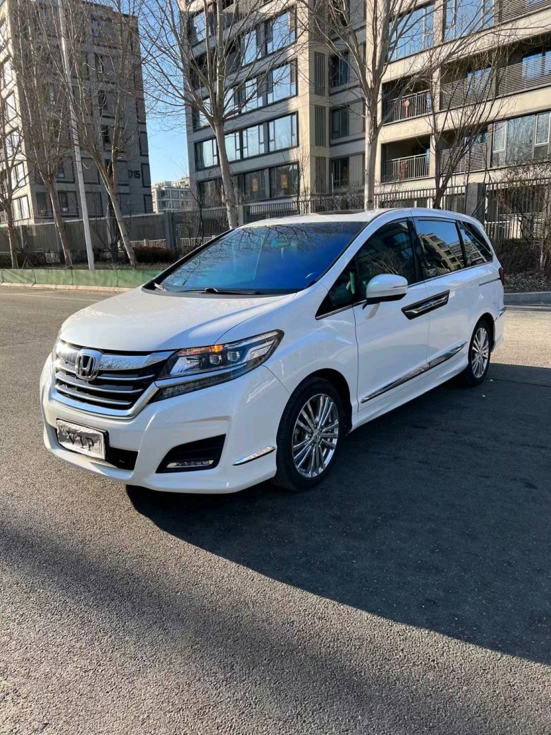 沈阳18年本田艾力绅2