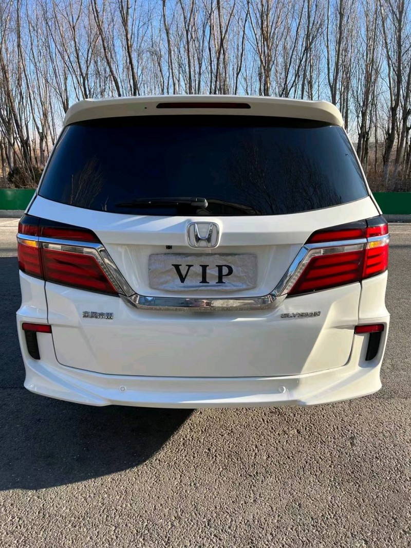 沈阳18年本田艾力绅8