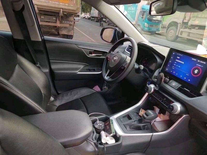 嘉兴21年丰田RAV4荣放9