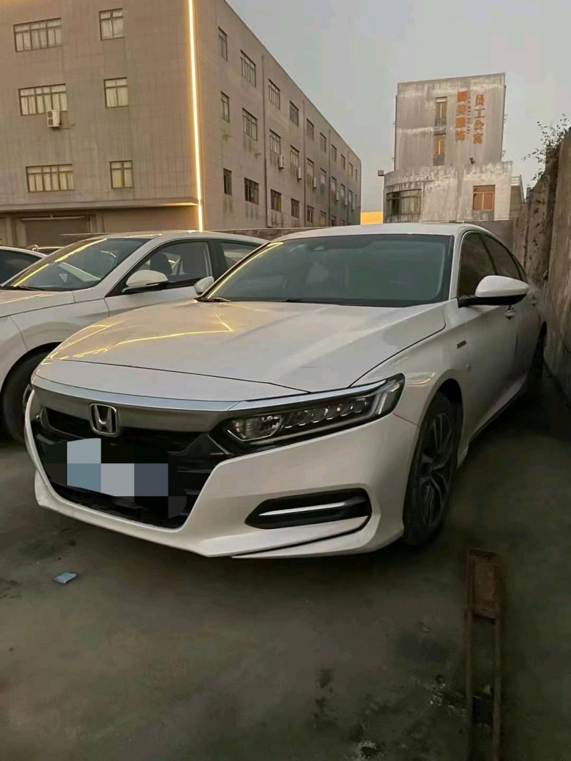 邢台19年本田雅阁5