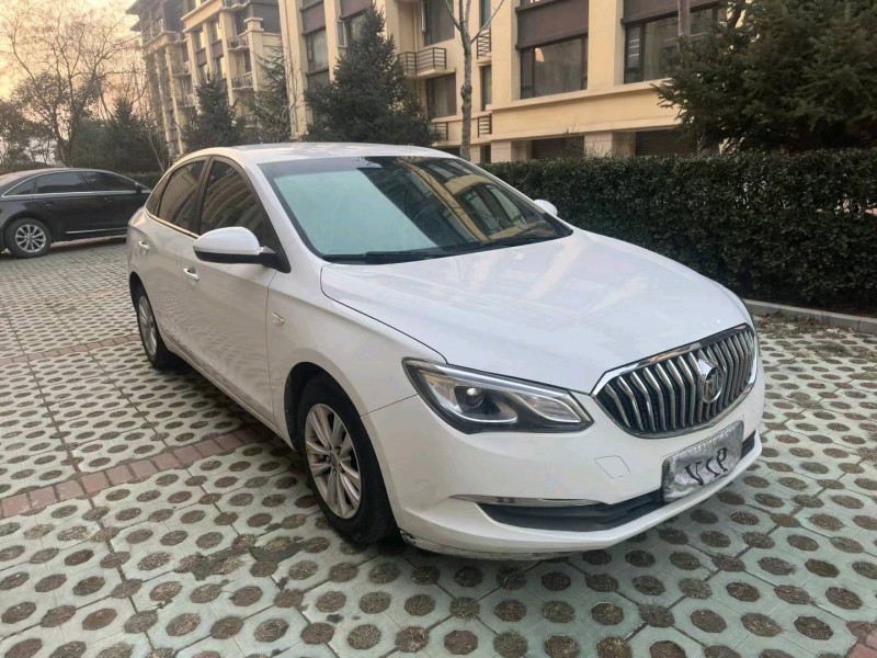 枣庄17年别克英朗GT8