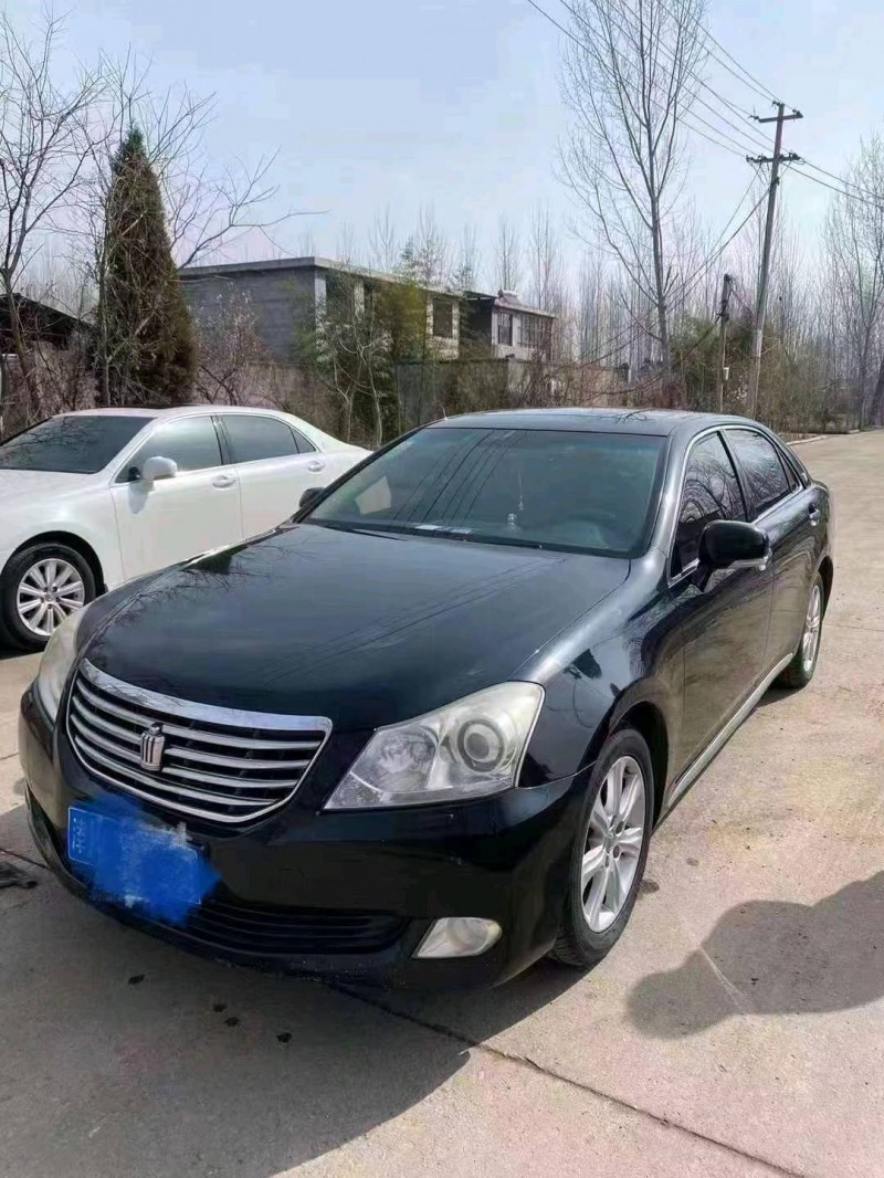 北京10年丰田皇冠2