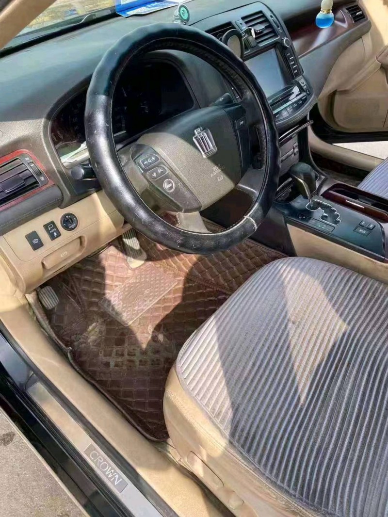 北京10年丰田皇冠7