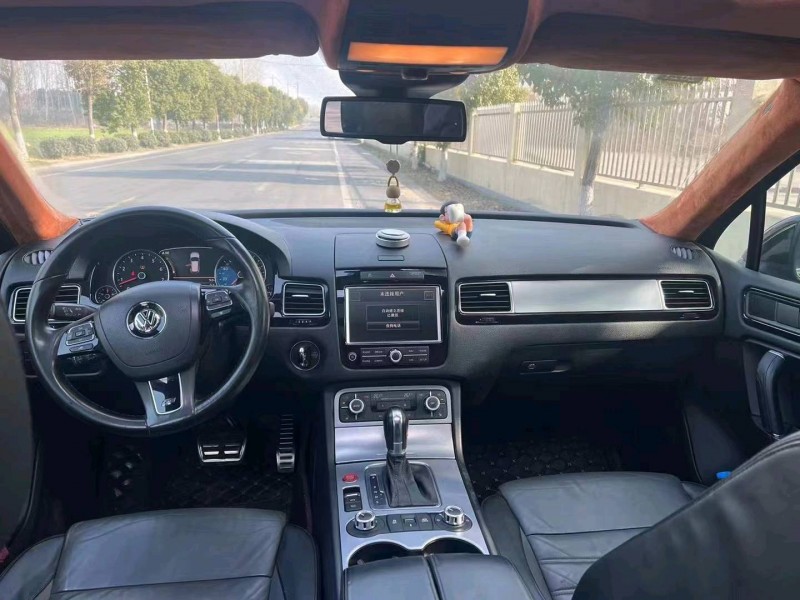 邯郸12年大众途锐5