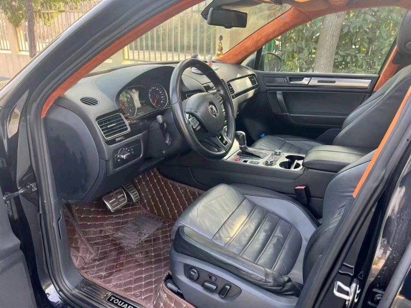 邯郸12年大众途锐9