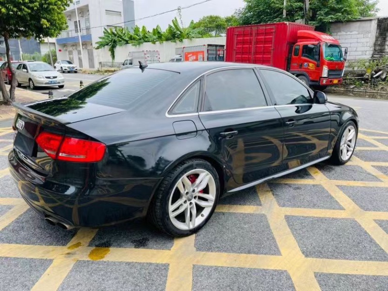 东莞11年奥迪A4L2