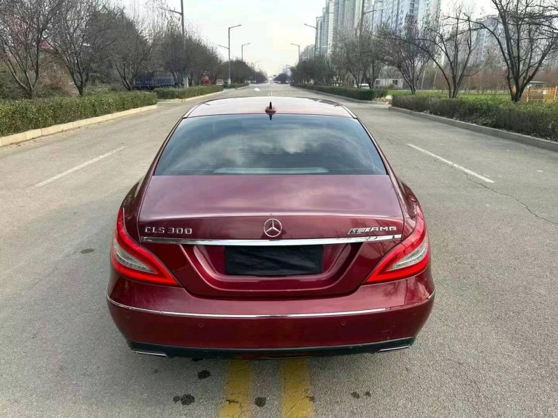 枣庄13年奔驰CLS5
