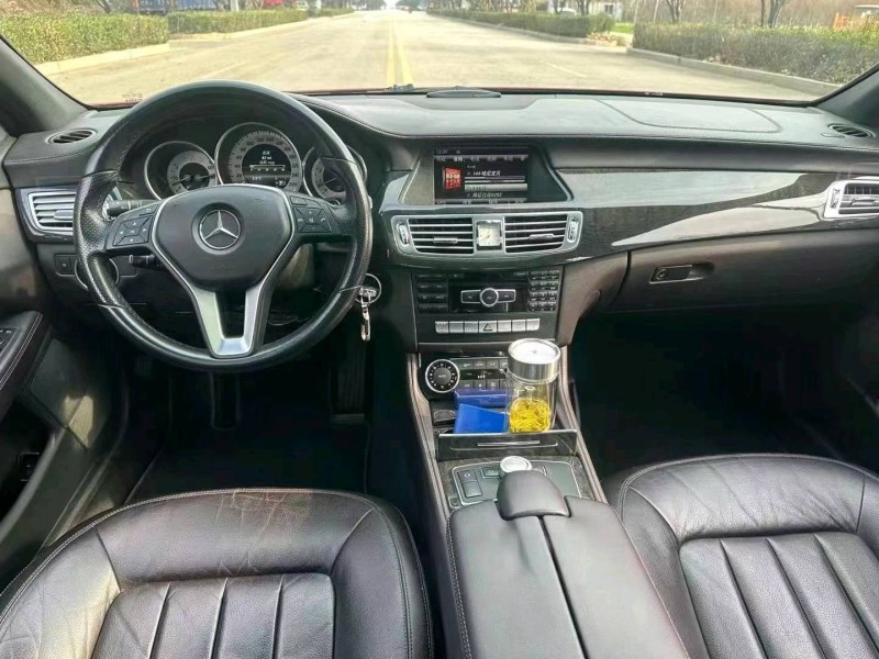 枣庄13年奔驰CLS9