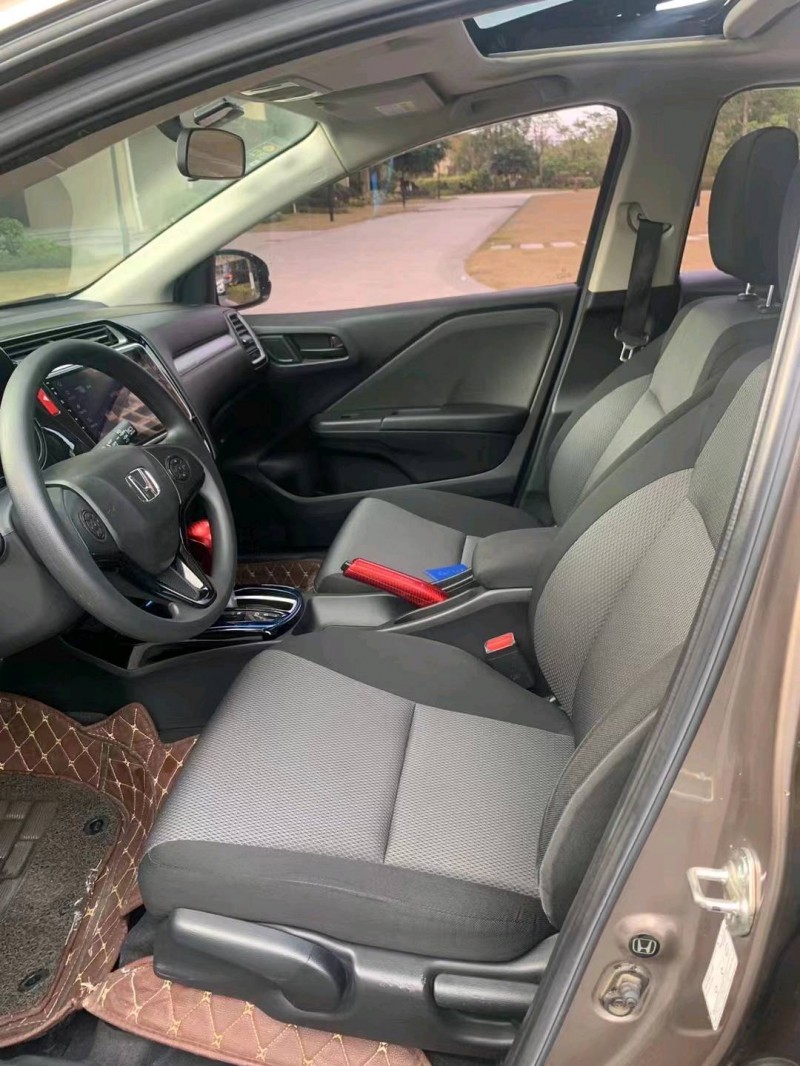 邯郸18年本田竞瑞8