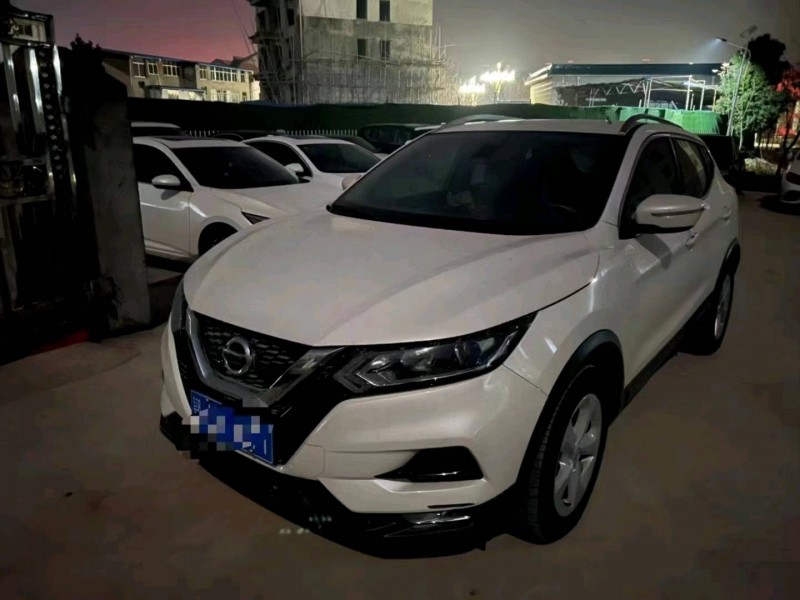 武汉22年日产逍客1