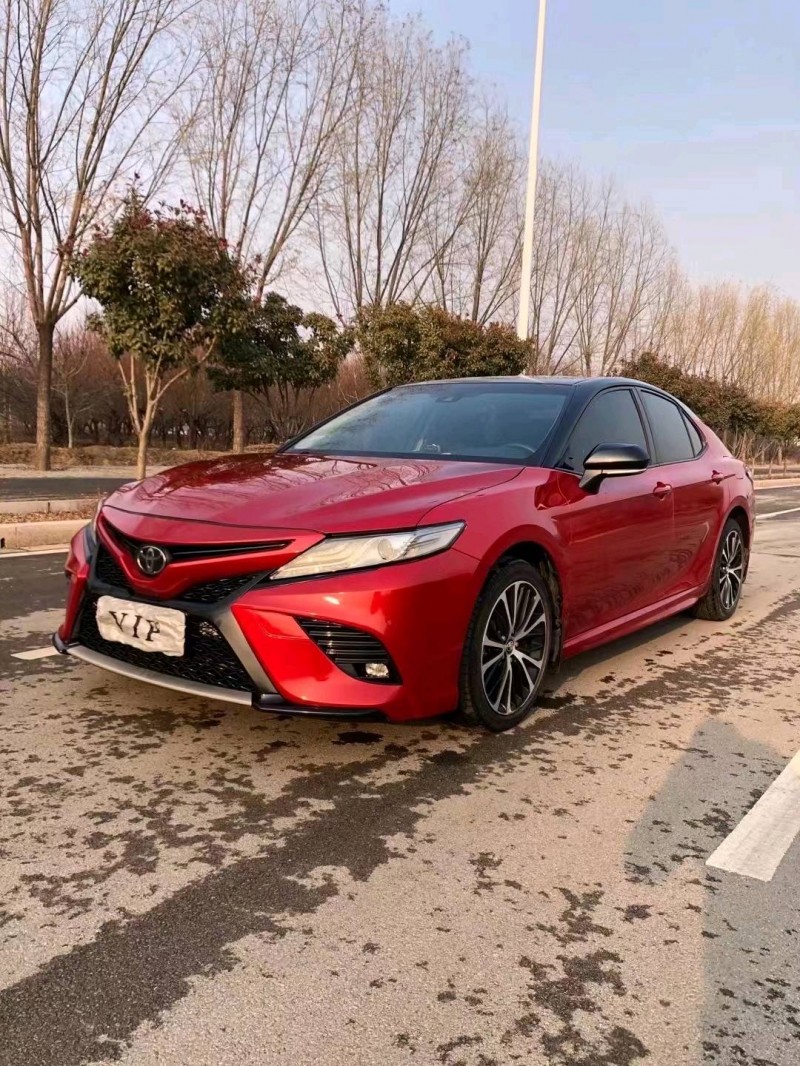 北京19年丰田凯美瑞2