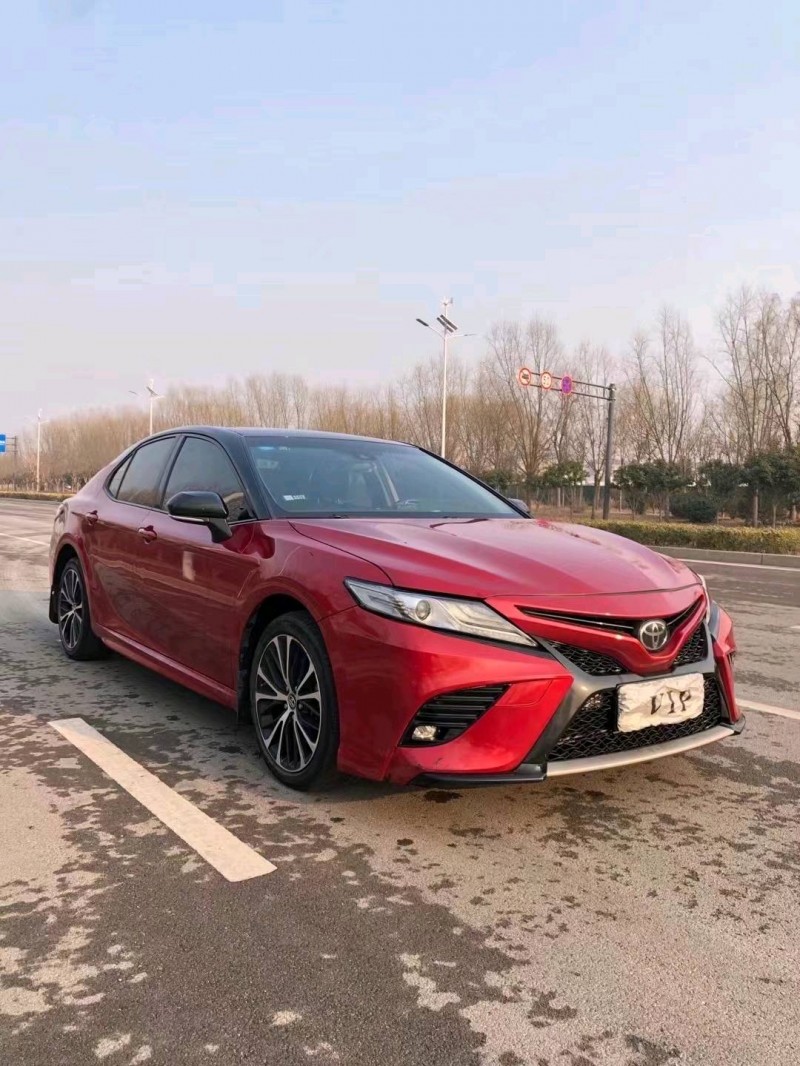 北京19年丰田凯美瑞4