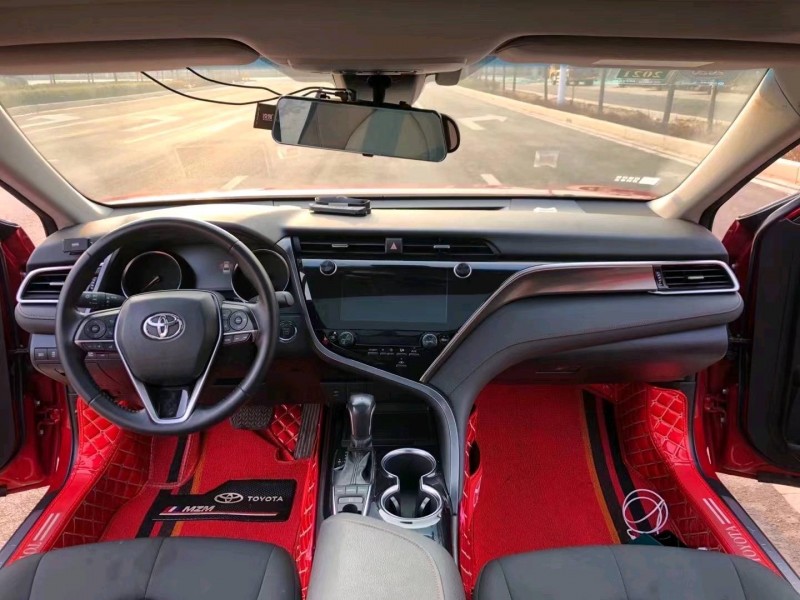 北京19年丰田凯美瑞7