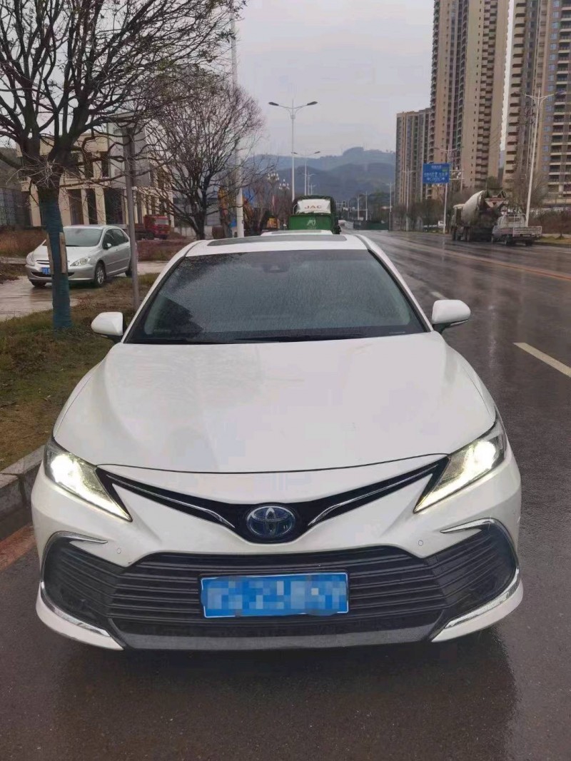 成都21年丰田凯美瑞1