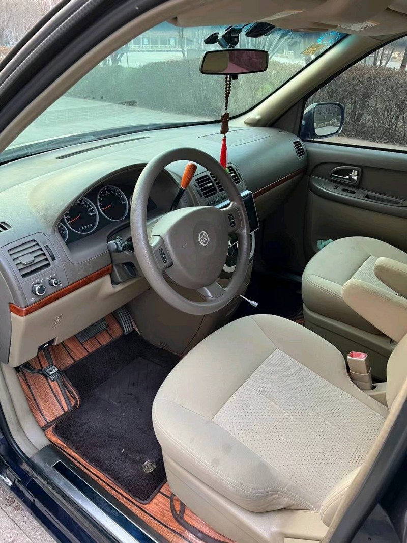 邢台12年别克GL86