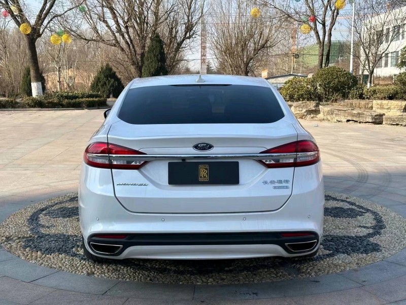 青岛19年福特蒙迪欧1