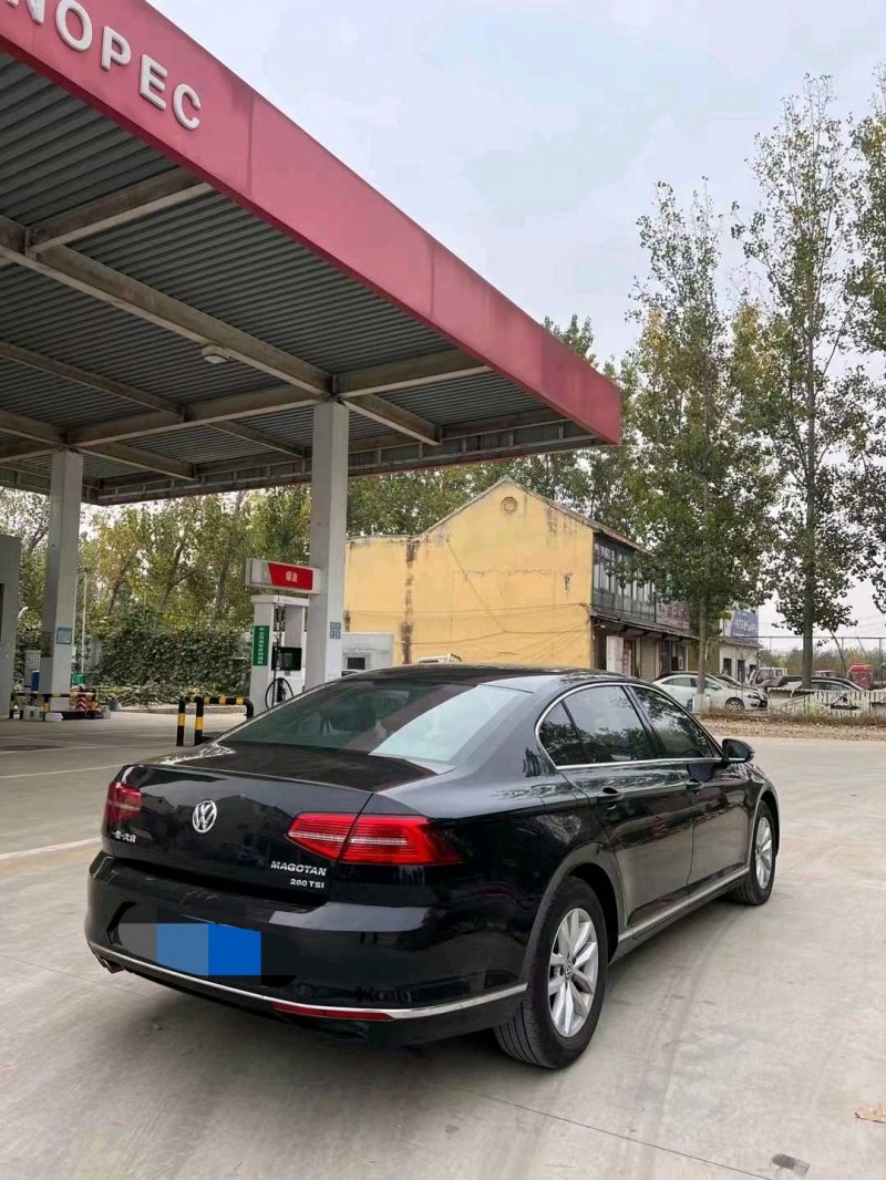 北京17年大众迈腾8