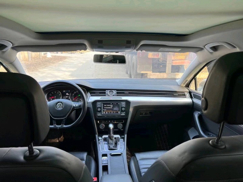 保定17年大众迈腾5