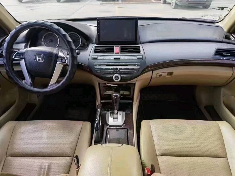 北京13年本田雅阁6