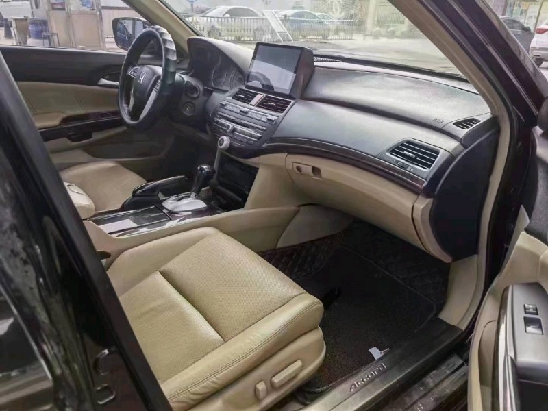 北京13年本田雅阁7