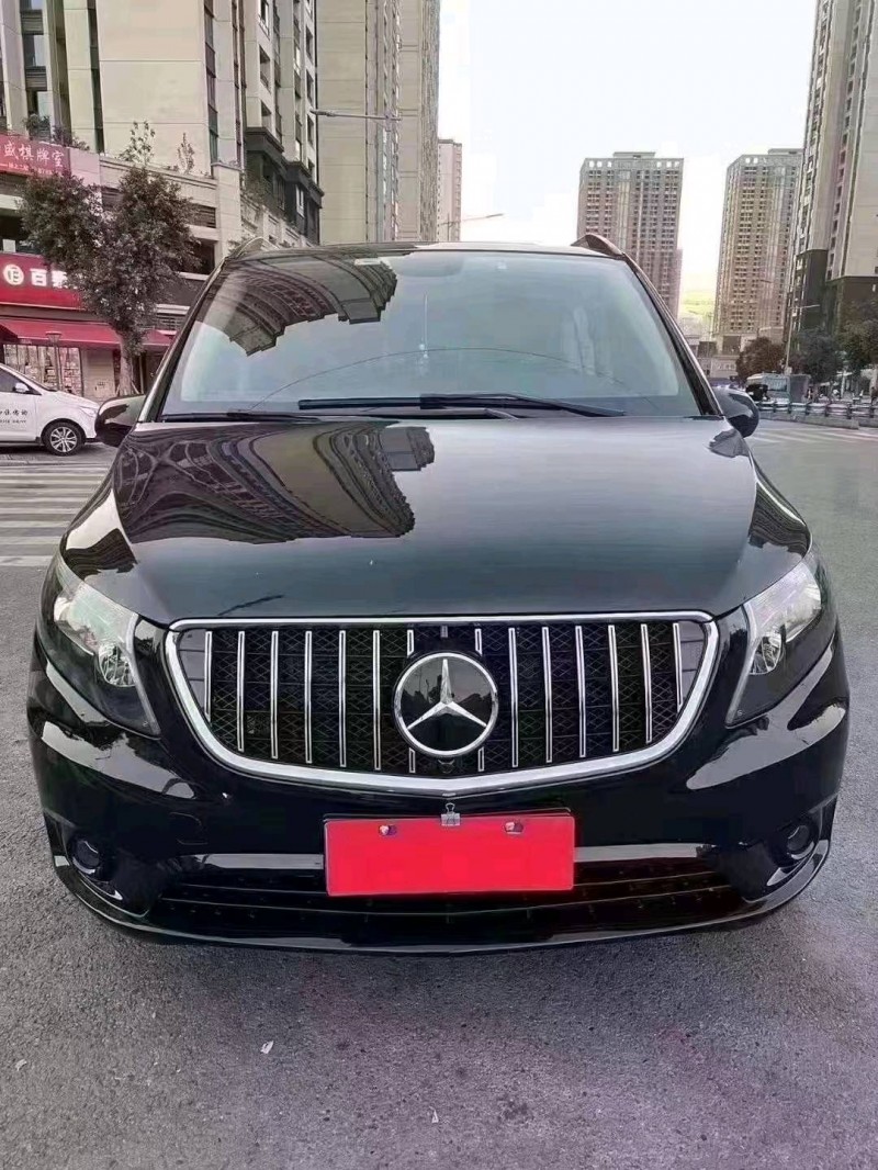 重庆20年奔驰威霆1