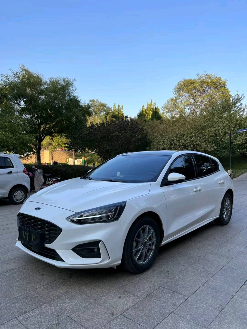 邢台21年福特福克斯2