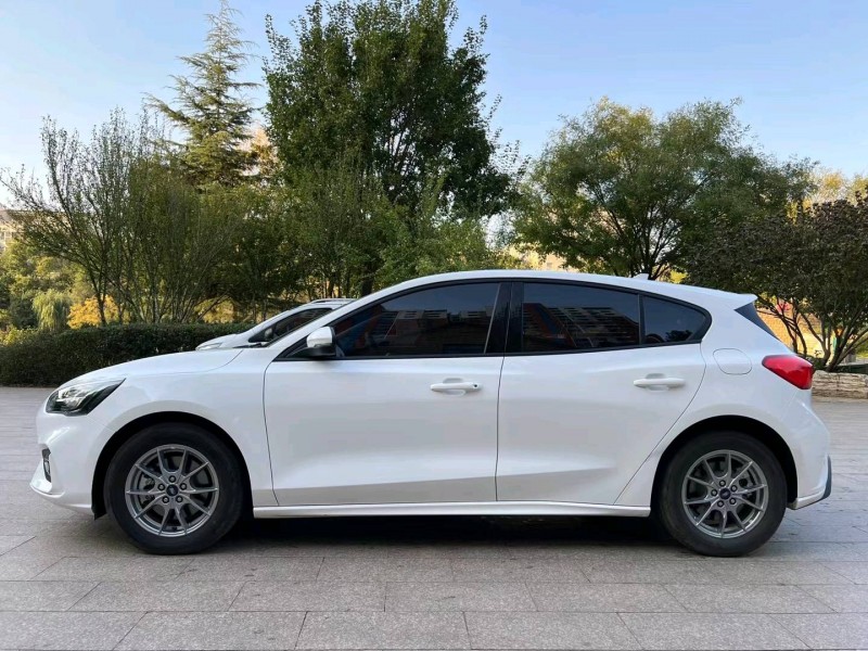 邢台21年福特福克斯4