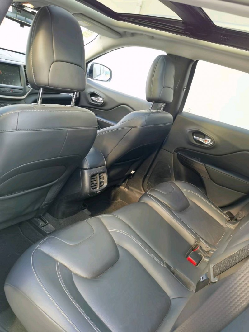 青岛18年Jeep自由光6