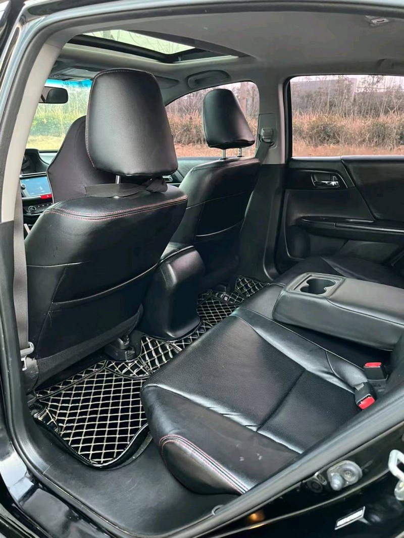 徐州17年本田雅阁5