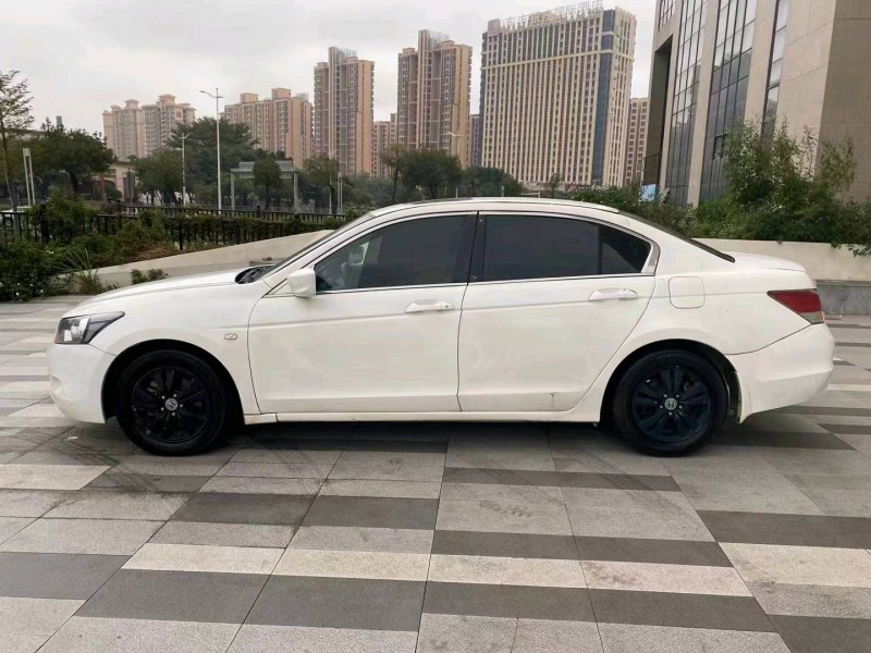 珠海09年本田雅阁2