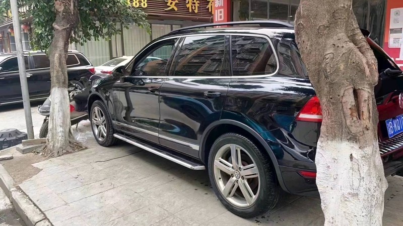 成都14年大众途锐3