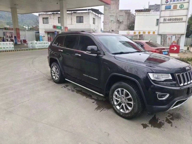 梧州15年Jeep大切诺基2