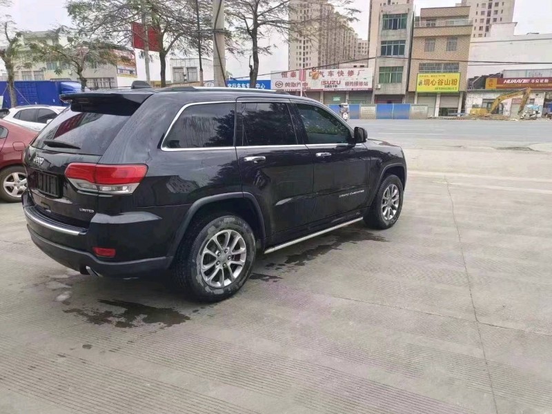 梧州15年Jeep大切诺基4