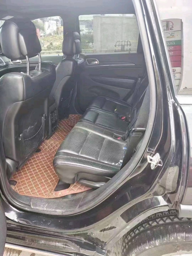 梧州15年Jeep大切诺基8