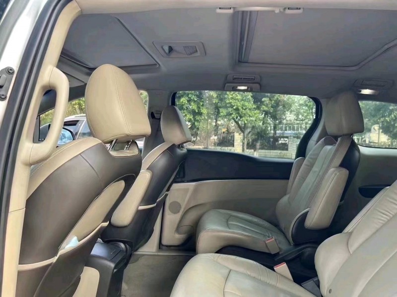 重庆13年别克GL89